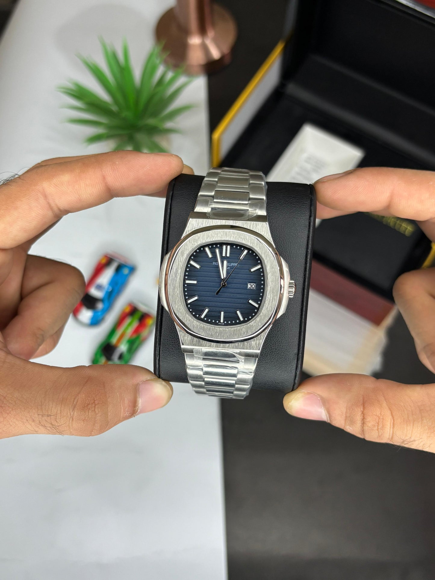 PATEK BLUE QUARTZ