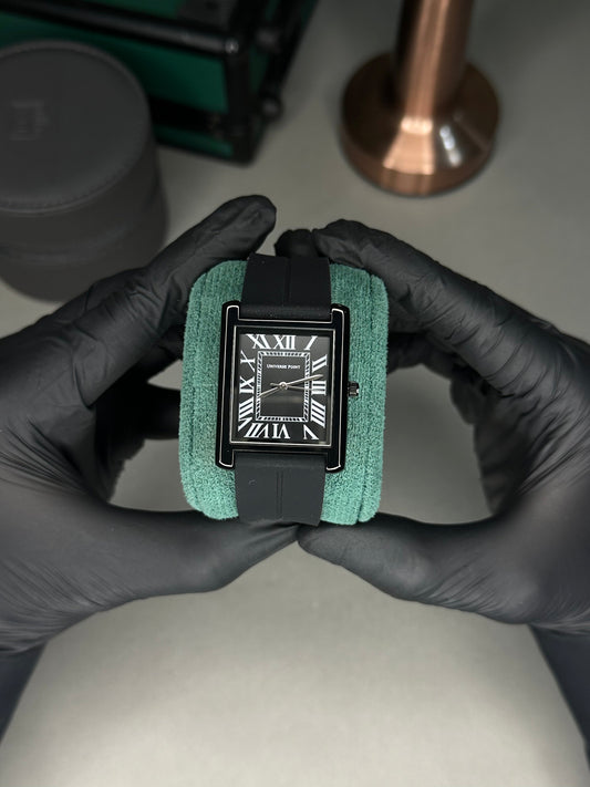 UNIVERSE POINT TANK BLACK